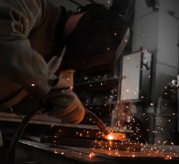 Laser-Welding-Vs.-Mig-Welding-Key-Differences
